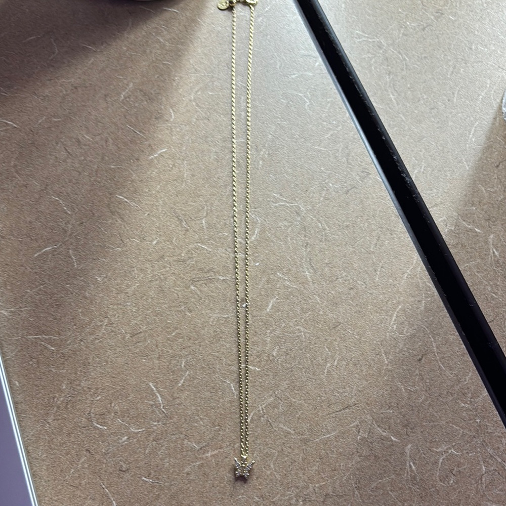 Elegant Gold Necklace